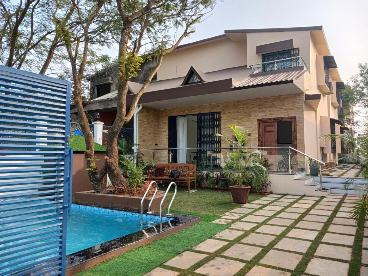 Lavish Villa - 3 Bhk Pool With Lawn Lonavala Exterior foto